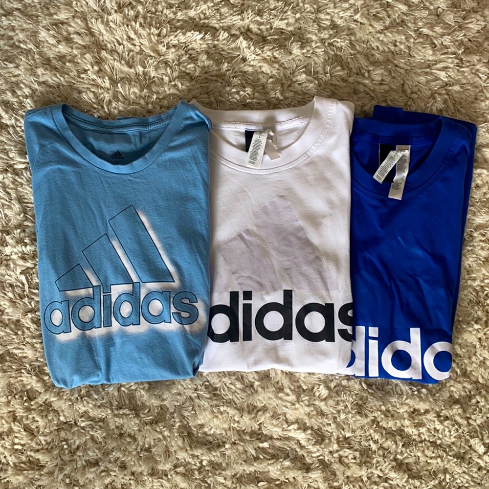 Adidas T-shirts Size : S